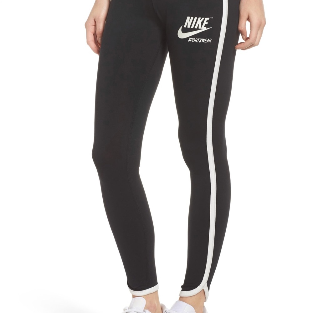 Nike leggings